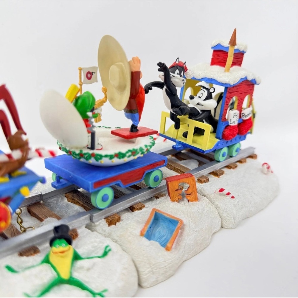 Looney Tunes Train Set Vintage Danbury Christmas Express Boxed - Picture 5 of 6